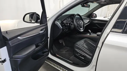 BMW X5 (F15) xDrive 30d 2015 10