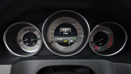 Mercedes-Benz E-Class W212 E200 2015 7