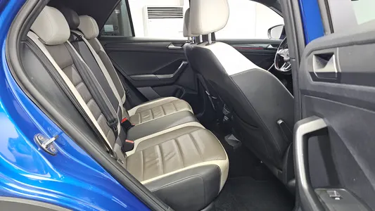 Volkswagen 티록 2.0 TDI 2022 11
