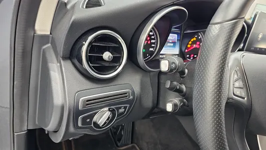 Mercedes-Benz C-Class W205 C220 d 2016 16