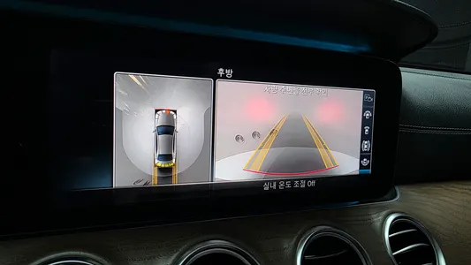 Mercedes-Benz E-Class W213 E300e 4MATIC 2020 15