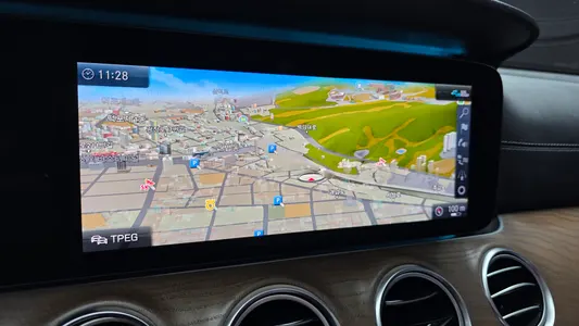 Mercedes-Benz E-Class W213 E300e 4MATIC 2020 19