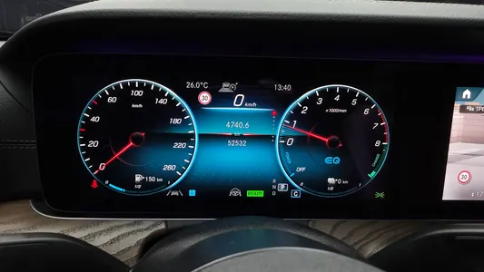 Mercedes-Benz E-Class W213 E300e 4MATIC 2021 8