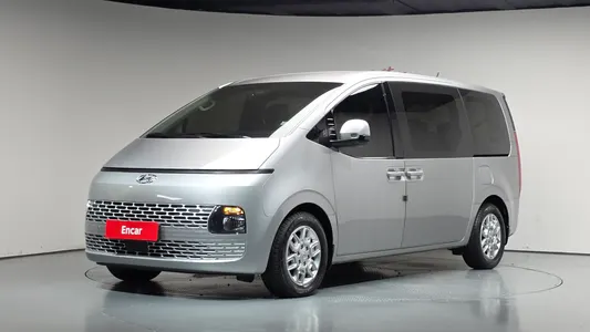 Hyundai Staria 9 2022