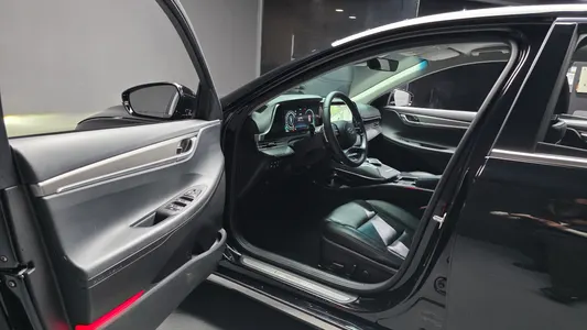 Hyundai IG 2022 10
