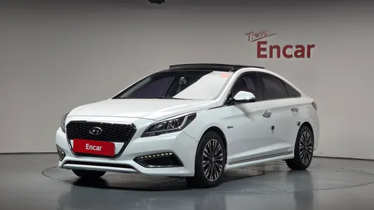 Hyundai LF 2.0 HEV 2016