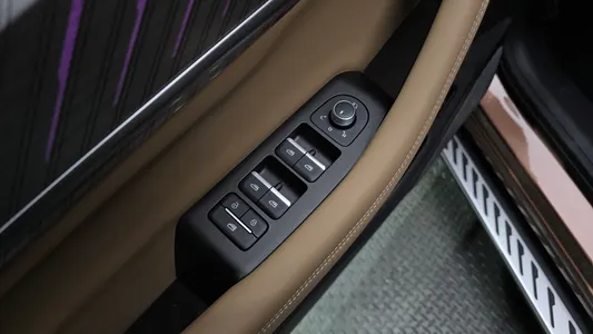 Renault Korea 그랑 콜레오스 1.5 E-TECH 2WD 2026 28