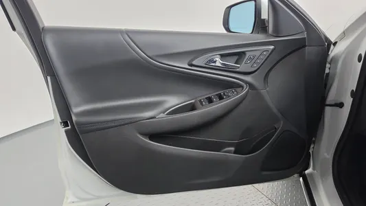 Chevrolet 말리부 1.5 LT 2016 25