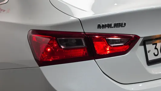 Chevrolet 말리부 1.5 LT 2016 24