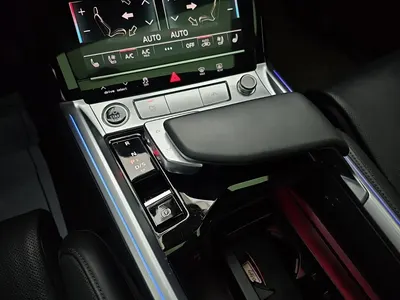 Audi e- 55 2022 8
