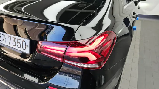 Mercedes-Benz A-Class W177 A220 2020 23