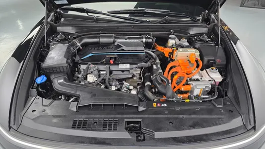 Hyundai (GN7) 2023 6