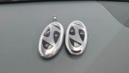Hyundai (GN7) 2023 17