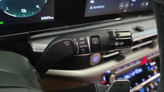 Hyundai (GN7) 2023 30
