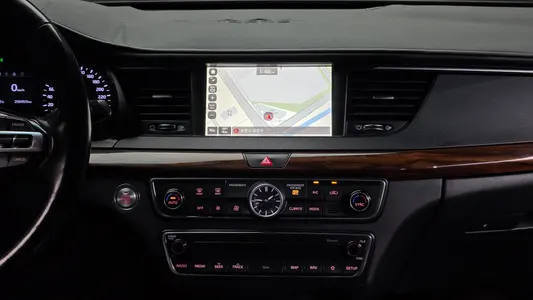 Kia K7 3.0 LPI () 2017 14