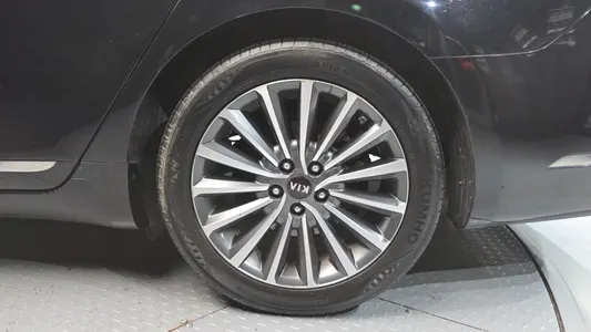 Kia K7 3.0 LPI () 2017 21