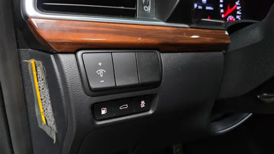Kia K7 3.0 LPI () 2017 28