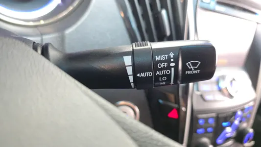 Hyundai YF LPI () 2010 30