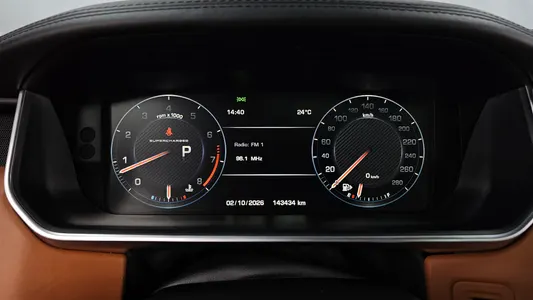 Land Rover 4 5.0 SC AB 2016 8