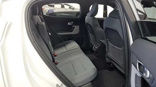 Polestar 2 2022 12