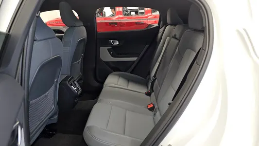 Polestar 2 2022 26