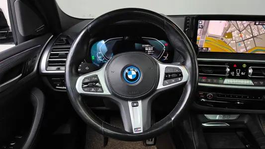 BMW iX3 M 2021 12
