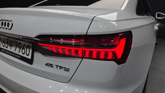 Audi A6 (C8) 45 TFSI 2023 23