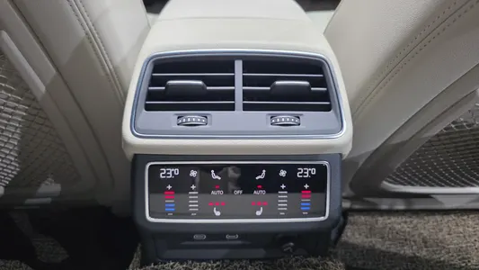 Audi A6 (C8) 45 TFSI 2023 33