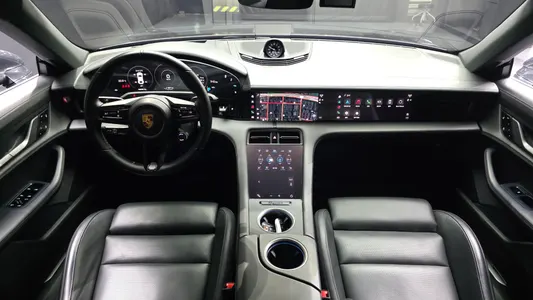 Porsche 타이칸 4S 2021 7