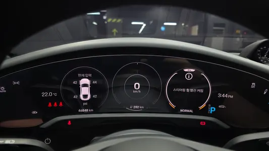 Porsche 타이칸 4S 2021 8
