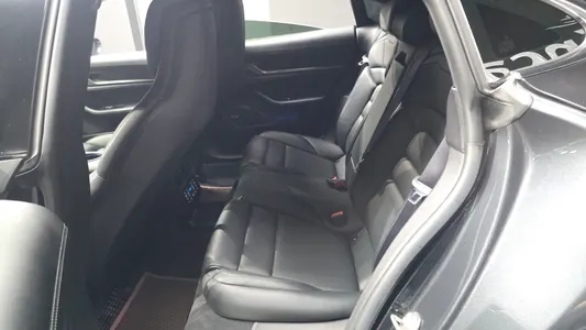 Porsche 타이칸 4S 2021 11