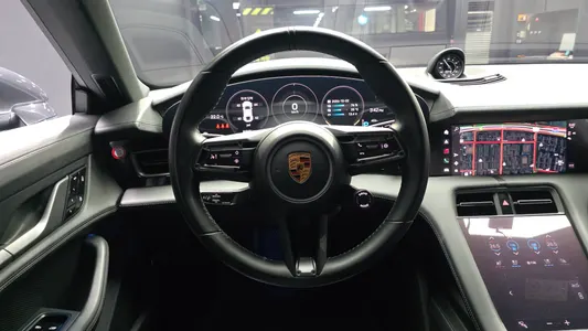 Porsche 타이칸 4S 2021 13
