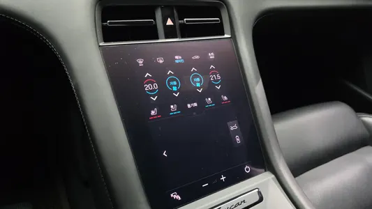Porsche 타이칸 4S 2021 27