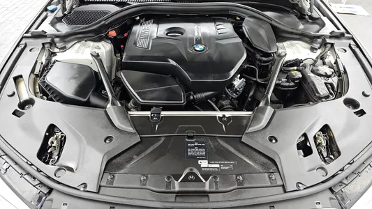 BMW 5 Series (G30) 530i M 2017 6