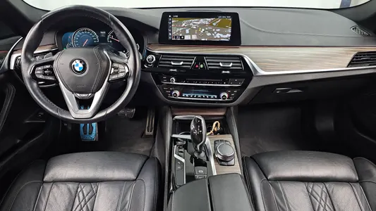 BMW 5 Series (G30) 530i M 2017 7