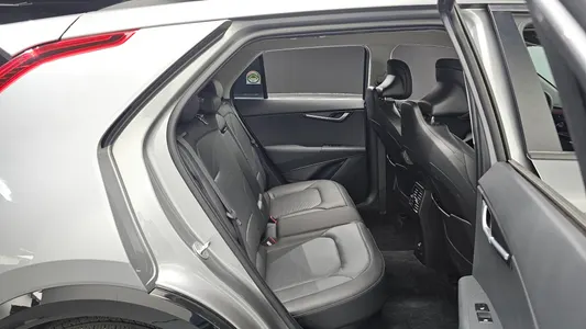 Kia 디 니로 2022 27