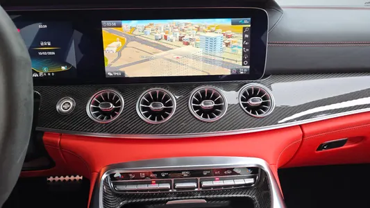 Mercedes-Benz AMG GT 4 63 S 4MATIC+ 2020 13
