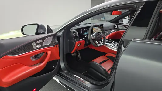 Mercedes-Benz AMG GT 4 63 S 4MATIC+ 2020 10