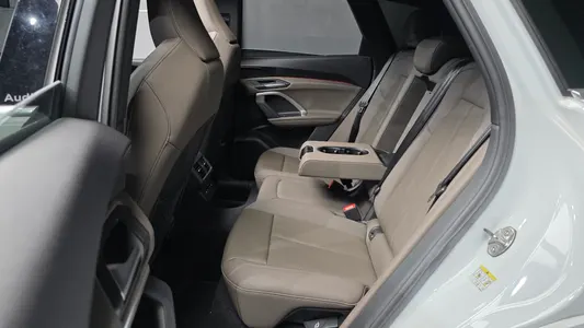 Audi Q5 (80A) 40 TFSI 2025 12