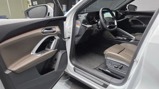 Audi Q5 (80A) 40 TFSI 2025 10