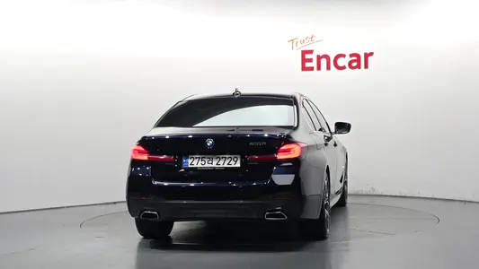 BMW 5 Series (G30) 530i M 2022 4