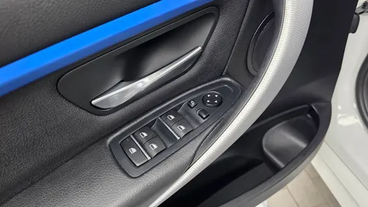 BMW 3 Series (F30) 320i M 2017 27