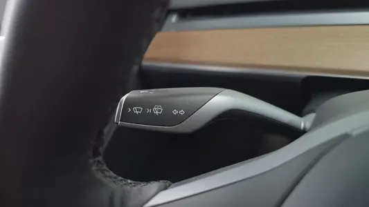 Tesla Y AWD 2022 20