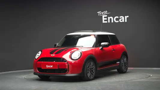 MINI C 4 2025