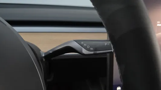 Tesla Y RWD 2024 9