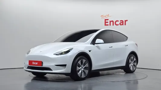 Tesla Y RWD 2024