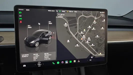 Tesla Y RWD 2024 14