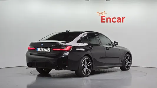 BMW 3 Series (G20) 330e M 2023