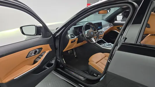 BMW 3 Series (G20) 330e M 2023 9