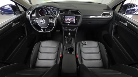 Volkswagen 2 2.0 TDI 2020 7